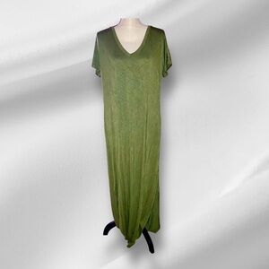 Casual Olive Green Maxi Dress. Size M.